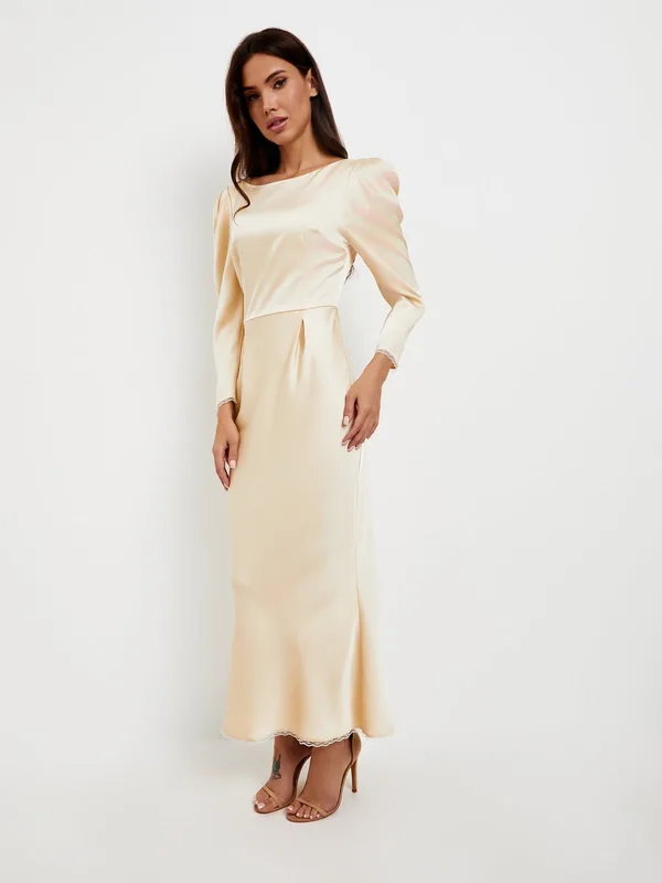 Платье миди с эффетом шелка вырез лодочка